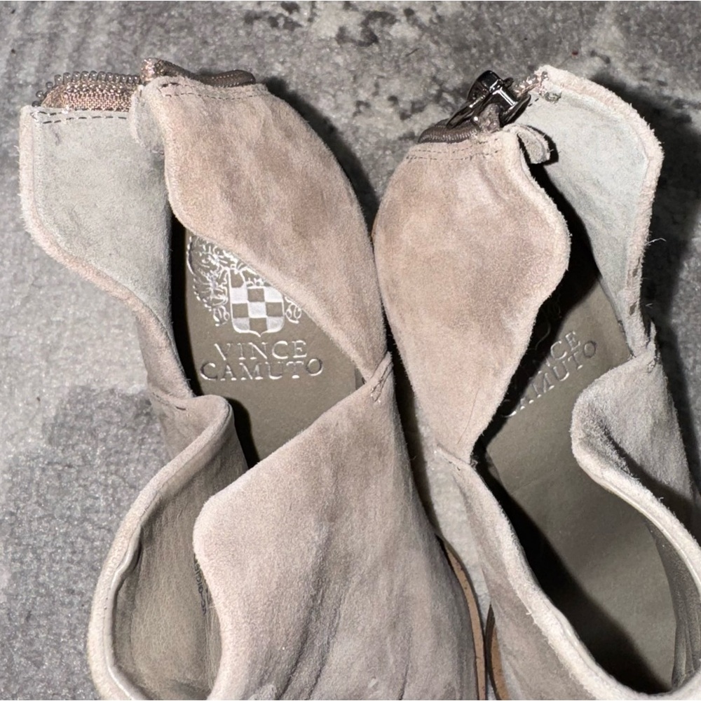 Vince Camuto Woman's Gigietta Suede Bootie - Picture 10 of 11